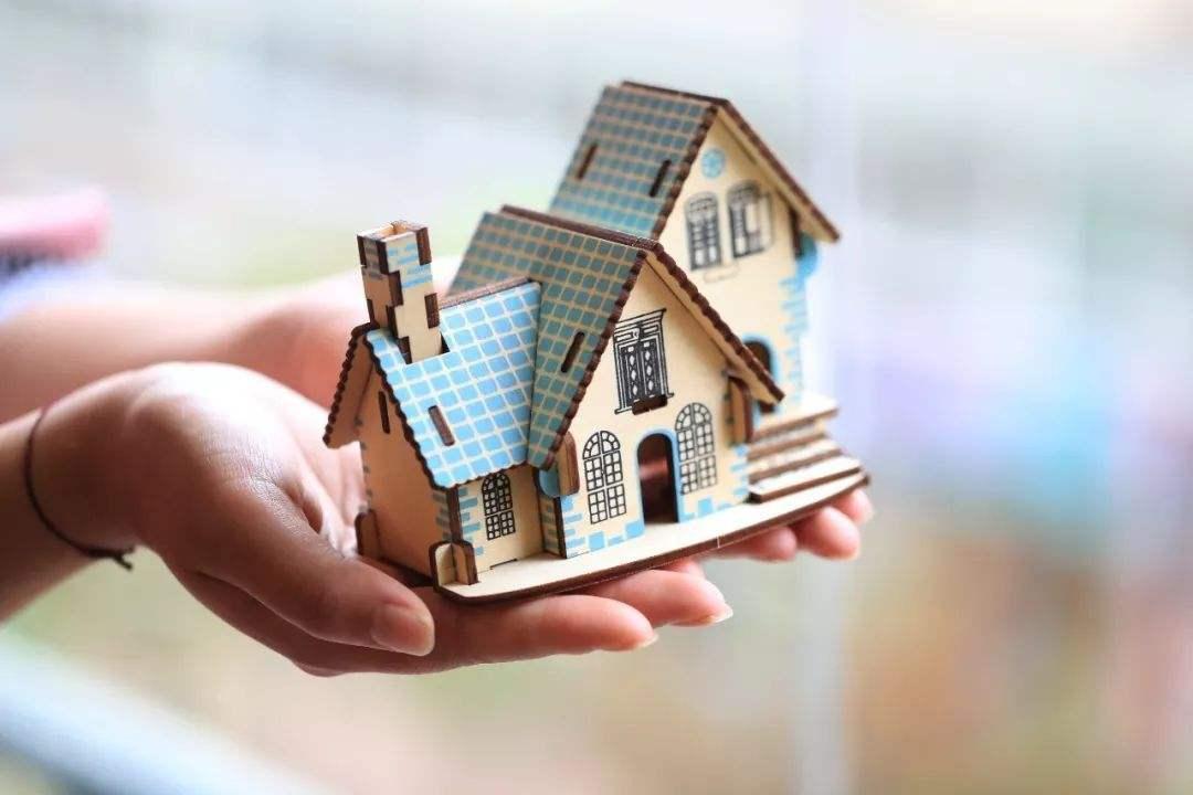 小产权房屋买卖合同和转让协议有什么区别？